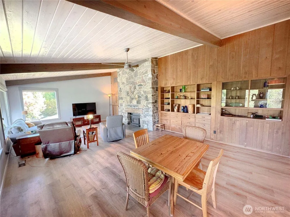 1616 Cherry St, Oroville, WA 98844