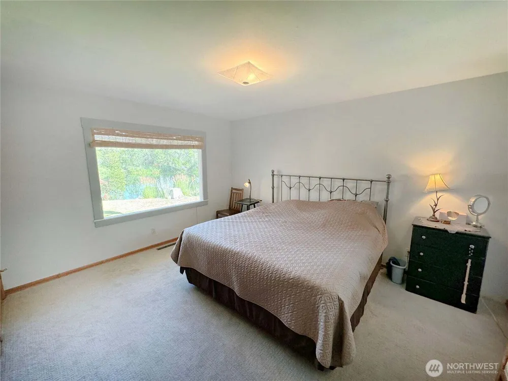 1616 Cherry St, Oroville, WA 98844
