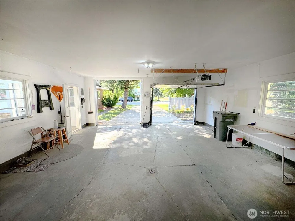 1616 Cherry St, Oroville, WA 98844