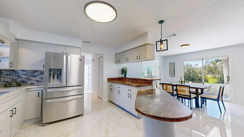 807 W Central Blvd, Cape Canaveral, FL 32920