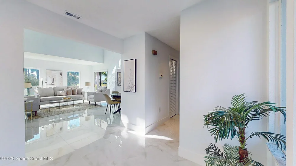 807 W Central Blvd, Cape Canaveral, FL 32920