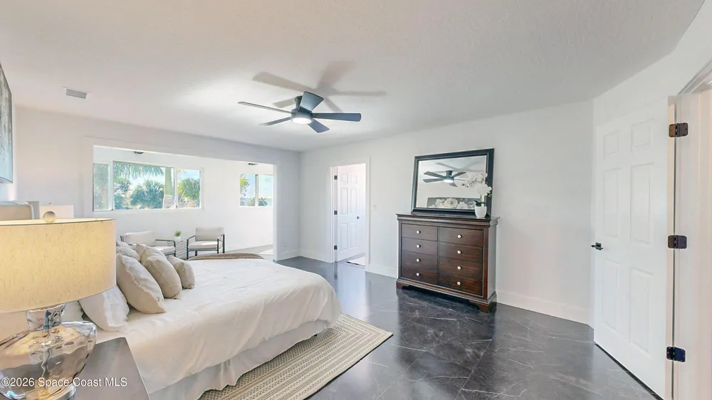 807 W Central Blvd, Cape Canaveral, FL 32920