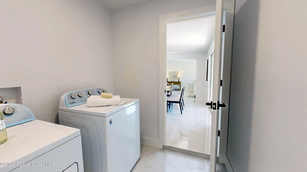 807 W Central Blvd, Cape Canaveral, FL 32920