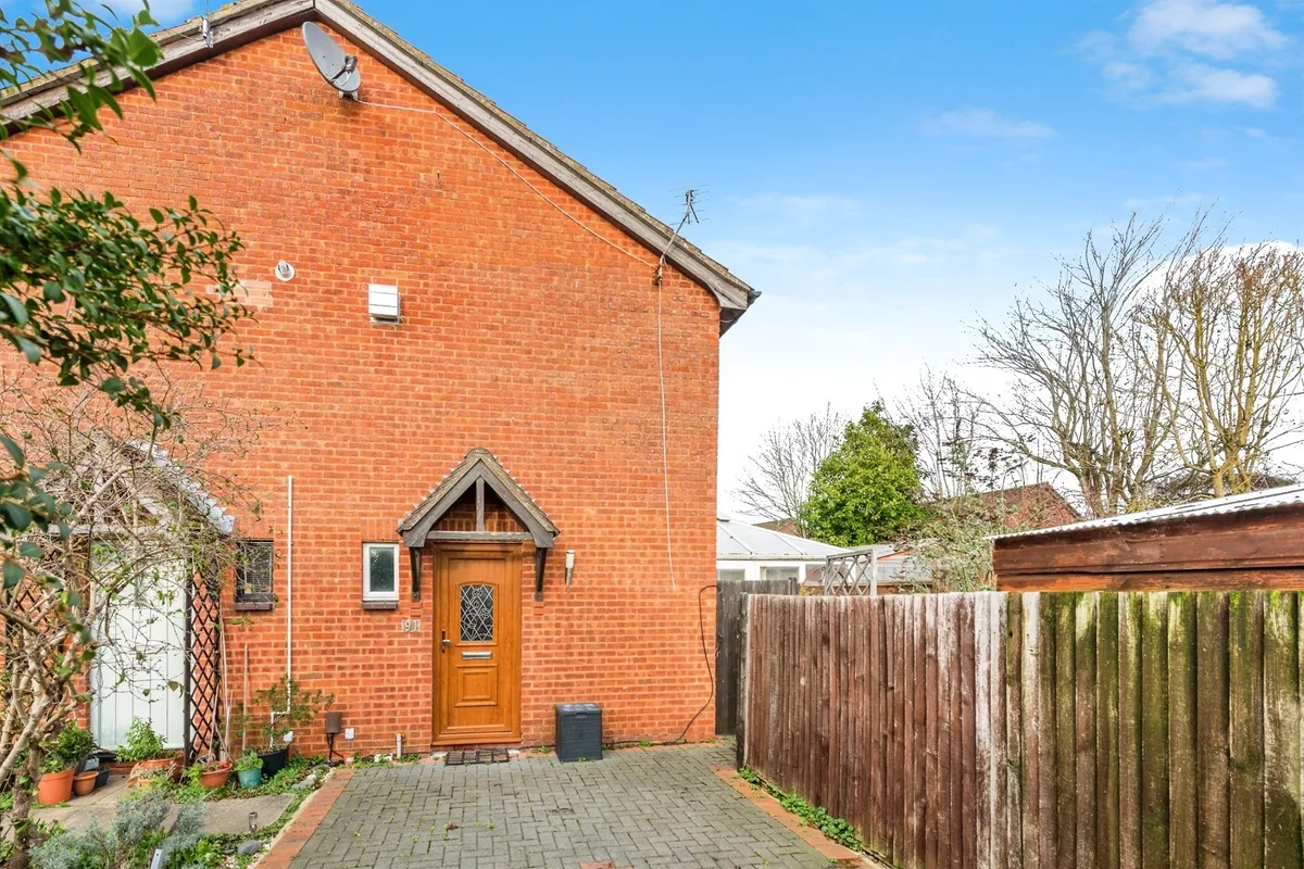Norris Close, ABINGDON