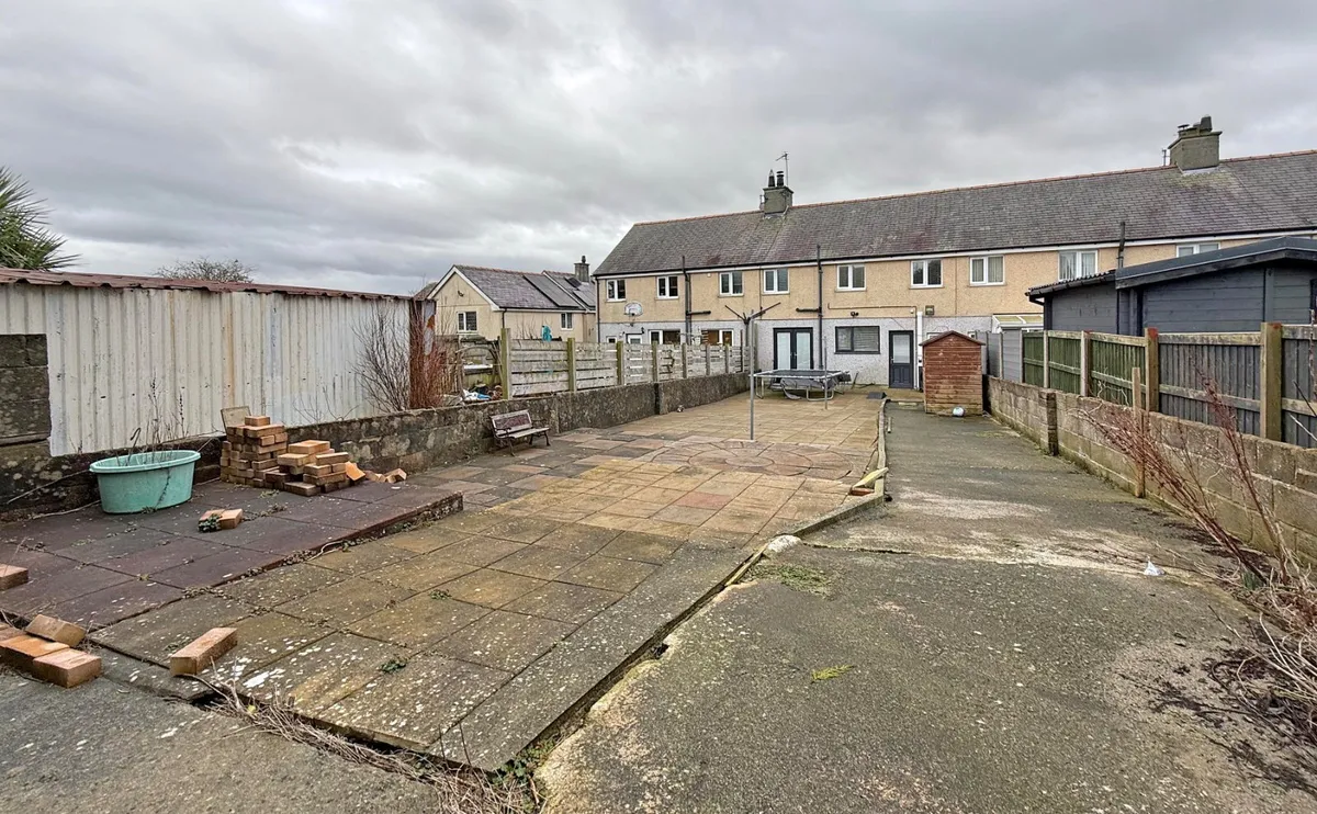 Maes Meurig, Gwalchmai, Holyhead, Isle of Anglesey, LL65