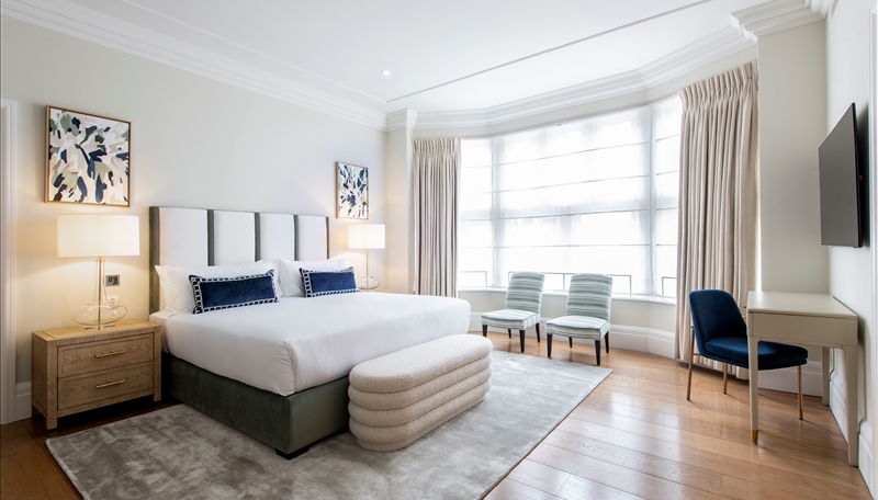 Three Bedroom Three Bathroom Apartment To Let  Duke Street Mayfair W1 Image 7