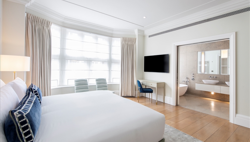 Three Bedroom Three Bathroom Apartment To Let  Duke Street Mayfair W1 Image 9