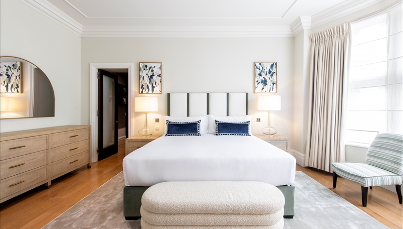 Three Bedroom Three Bathroom Apartment To Let  Duke Street Mayfair W1 Image 12