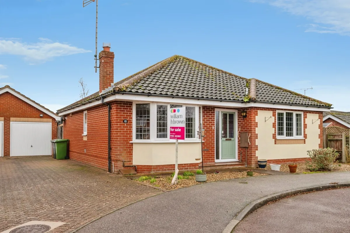 Long Barrow Drive, North Walsham