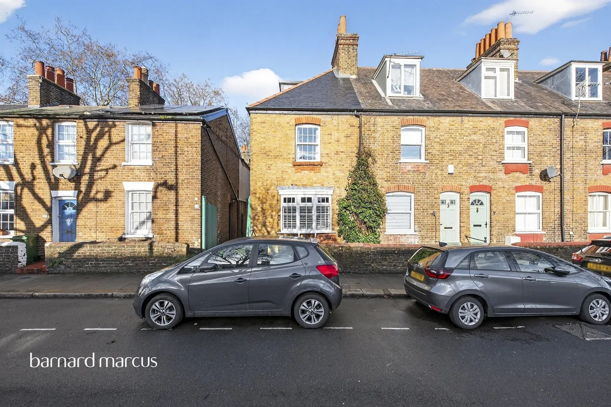 Lower Mortlake Road, Richmond