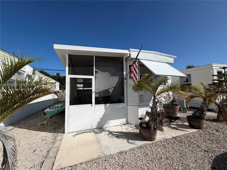 1361 Overseas Hwy, Marathon, FL 33050