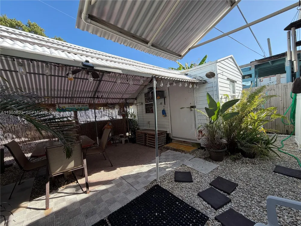1361 Overseas Hwy, Marathon, FL 33050