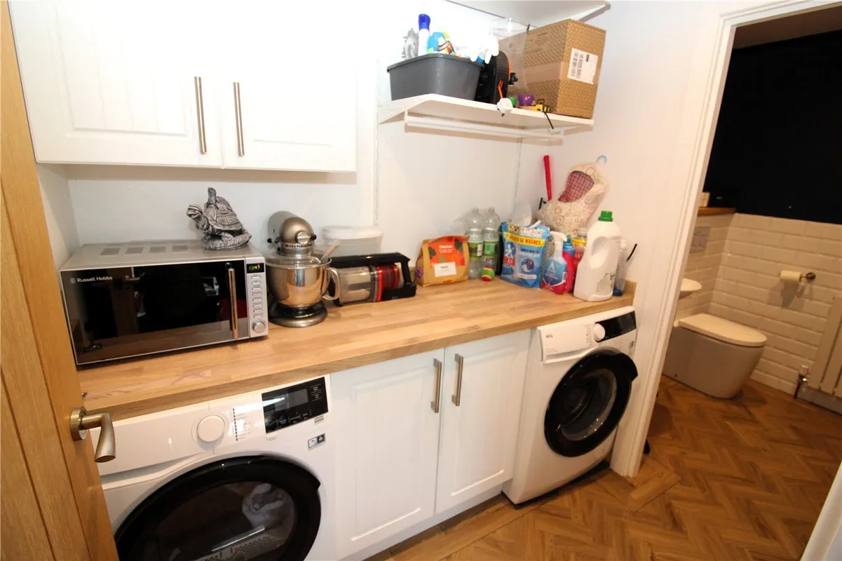 Romsey Avenue, Fareham, Hampshire, PO16