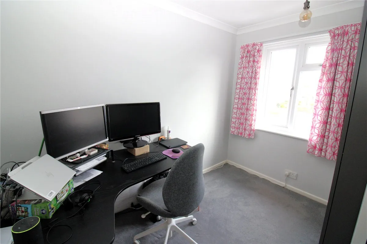 Romsey Avenue, Fareham, Hampshire, PO16