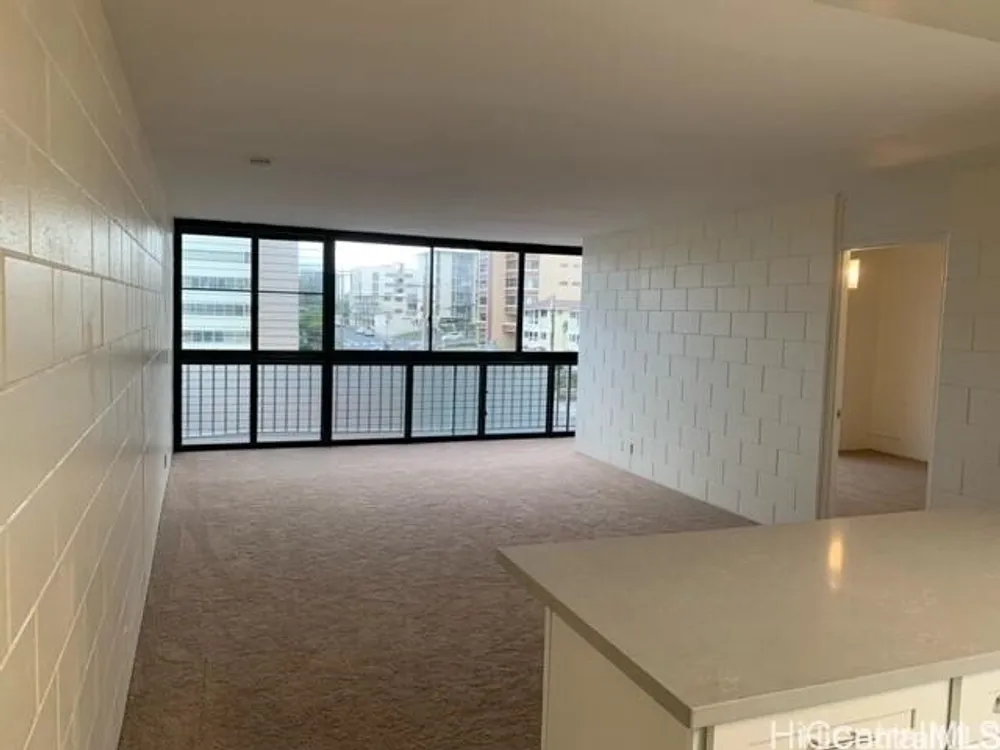 1420 Victoria St, Honolulu, HI 96822
