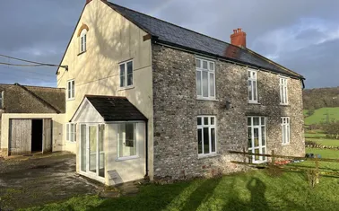 Dalwood, Axminster