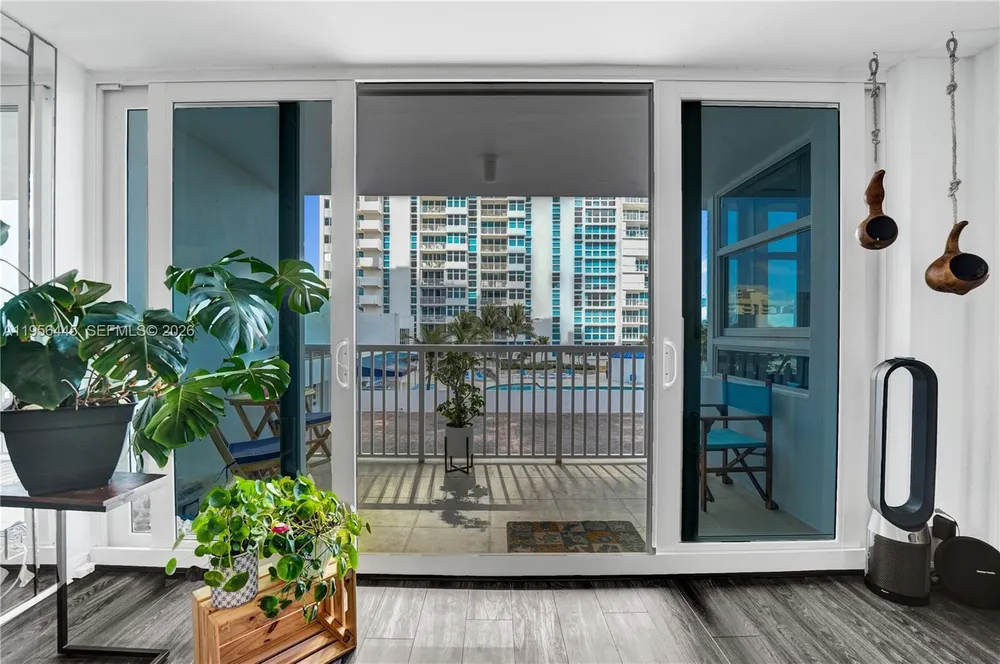 1370 S Ocean Blvd, Pompano Beach, FL 33062