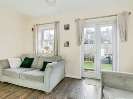 Whyte Terrace, Ramsey, Huntingdon thumb 3