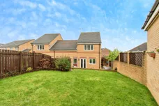 Checkstone Avenue, CASTLEFORD