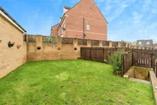 Checkstone Avenue, CASTLEFORD