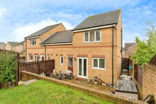 Checkstone Avenue, CASTLEFORD