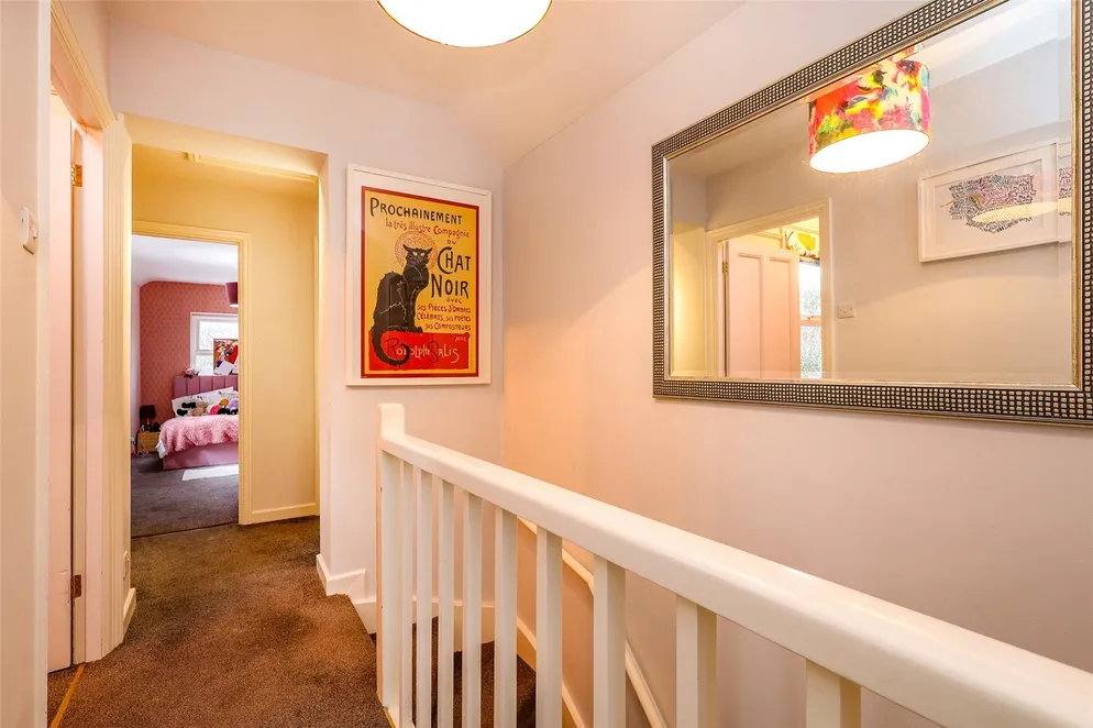 Property carousel item 19