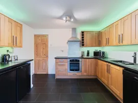 Laxton Close, Great Sutton, Ellesmere Port thumb 2