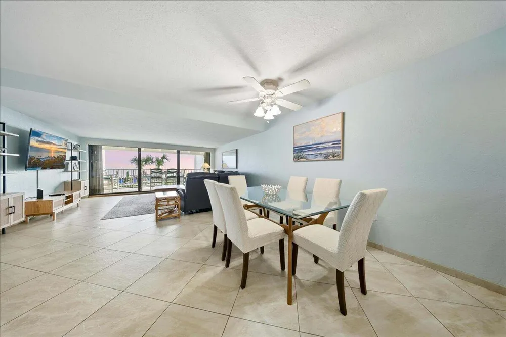 1133 W Ocean Dr, Key Colony Beach, FL 33051