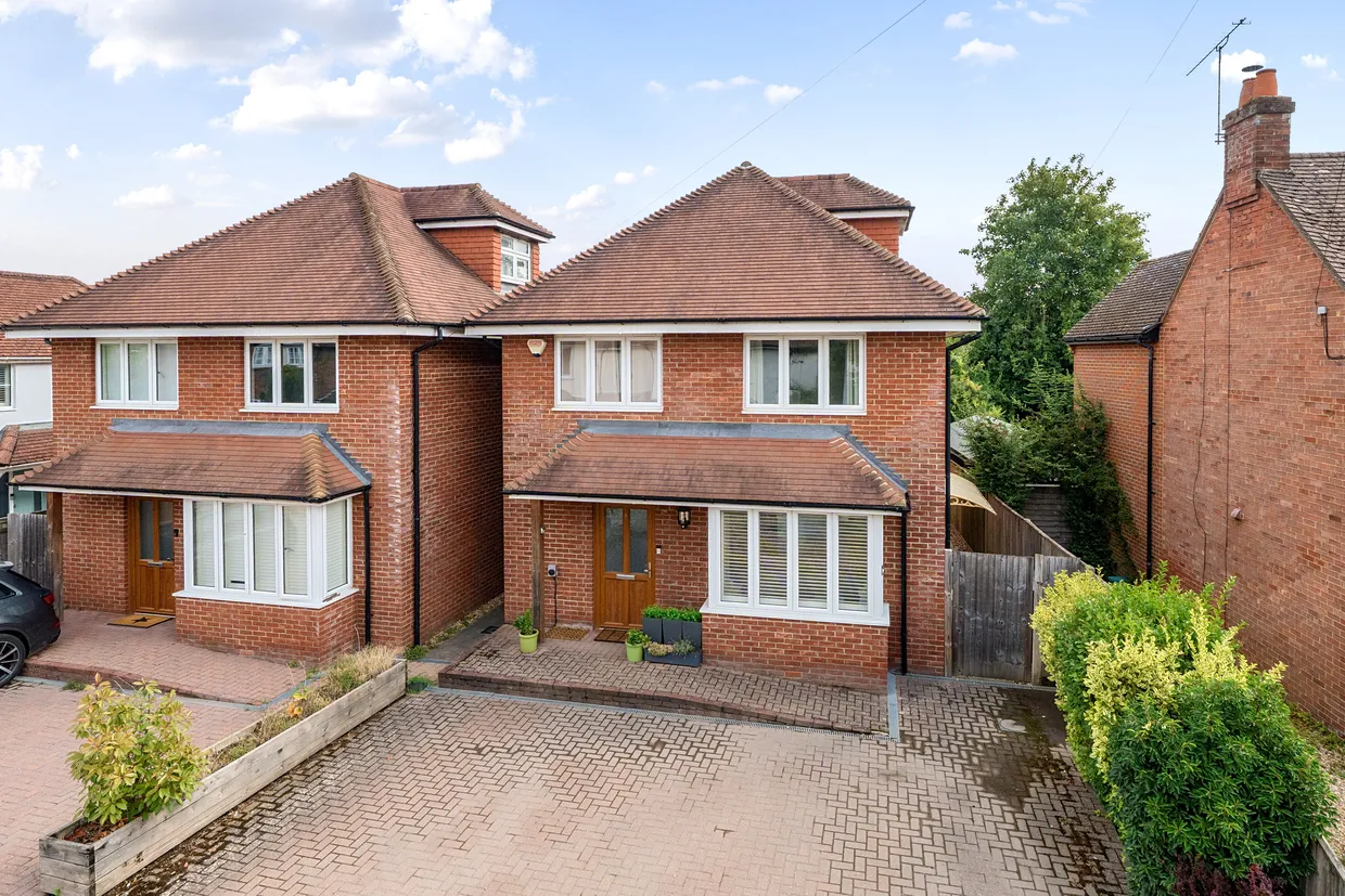 Chestnut Avenue, Farnham, GU9 photo 14