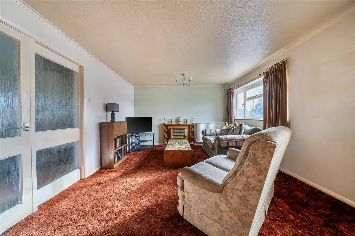 Woodgate Close, Grove, Wantage