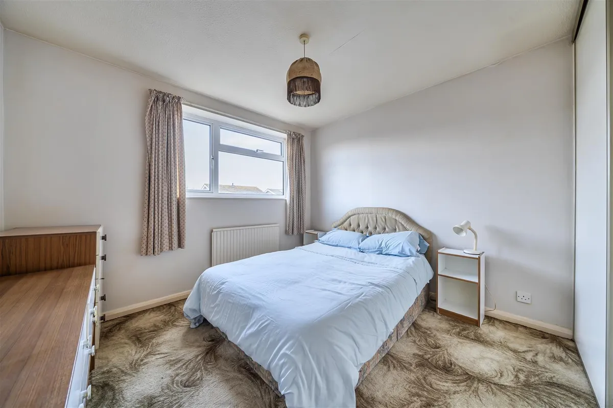 Woodgate Close, Grove, Wantage