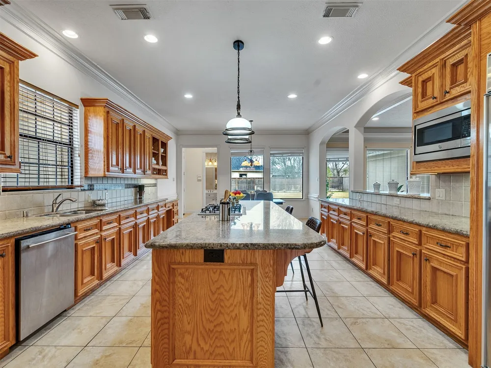 6914 Sandwedge Point Ct, Spring, TX 77389