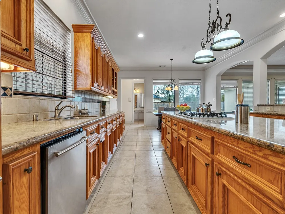 6914 Sandwedge Point Ct, Spring, TX 77389