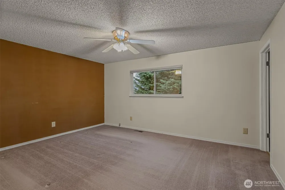 2207 Bremerton Ave NE, Renton, WA 98059