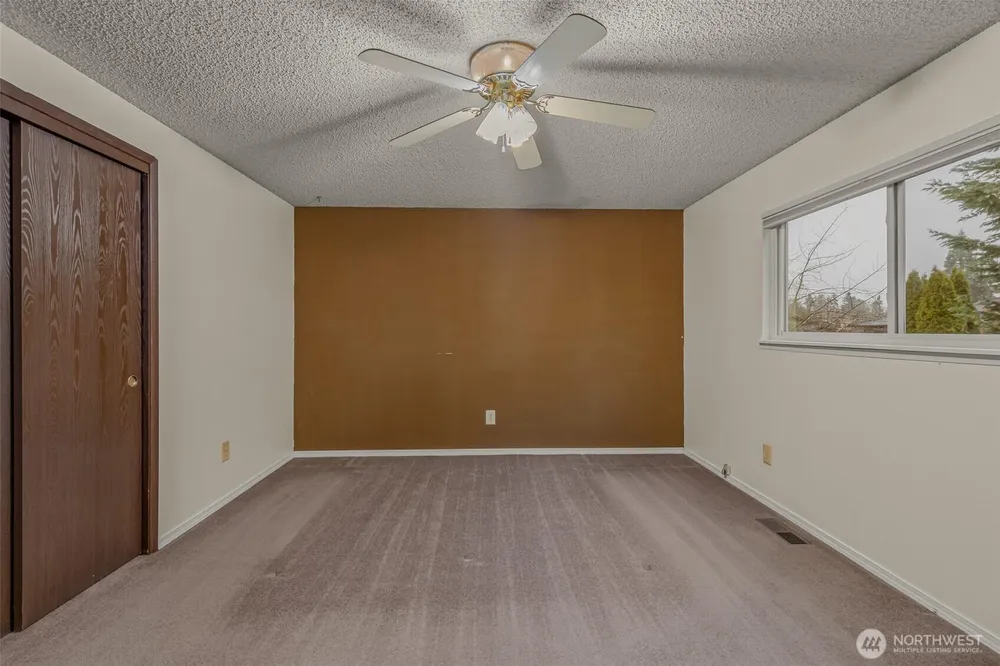 2207 Bremerton Ave NE, Renton, WA 98059