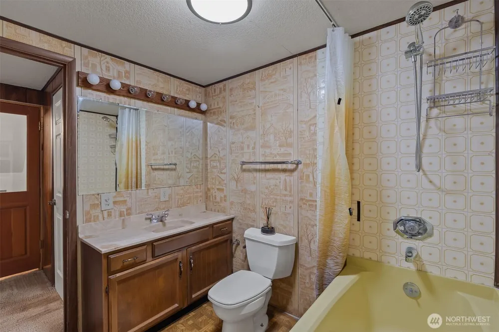 2207 Bremerton Ave NE, Renton, WA 98059