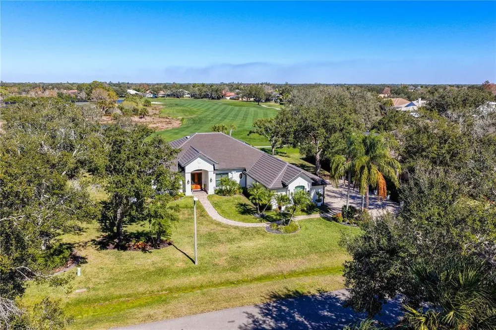 3314 Charles MacDonald Dr, Sarasota, FL 34240