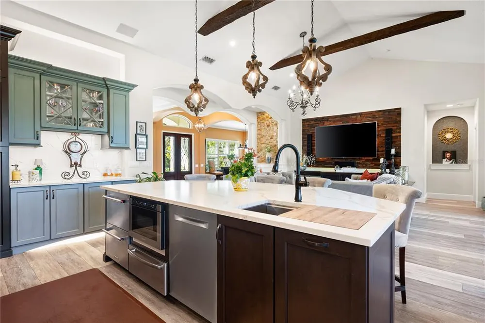 3314 Charles MacDonald Dr, Sarasota, FL 34240