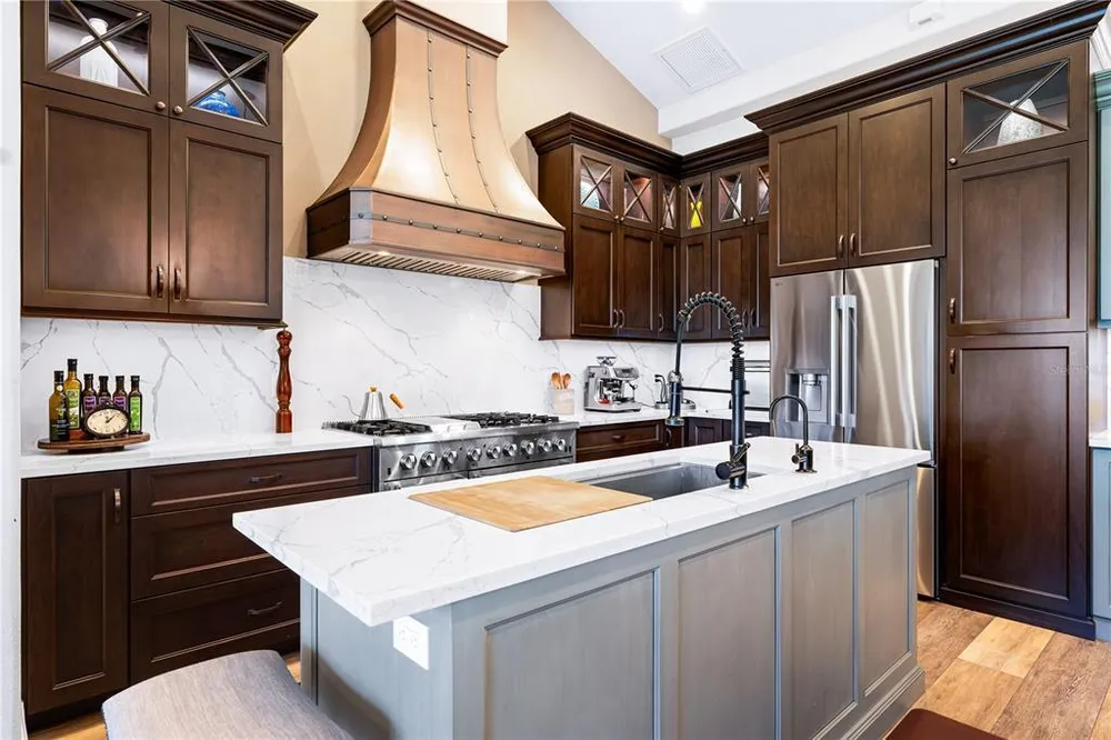 3314 Charles MacDonald Dr, Sarasota, FL 34240