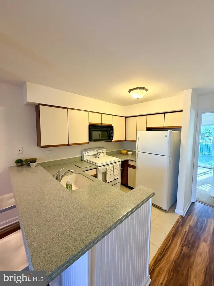 3 Queen Victoria Ct, Chester, MD 21619