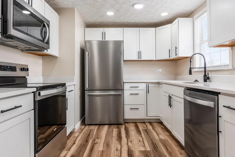 3586 Alkire Rd, Grove City, OH 43123