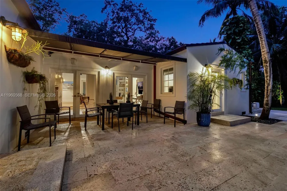 9105 NE 5th Ave, Miami Shores, FL 33138