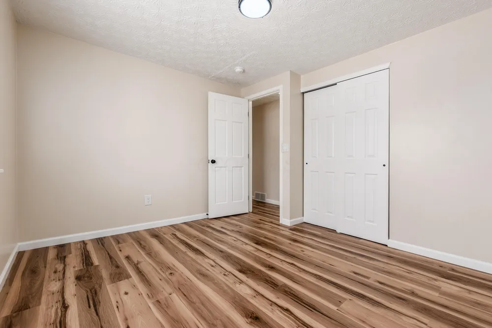 3586 Alkire Rd, Grove City, OH 43123