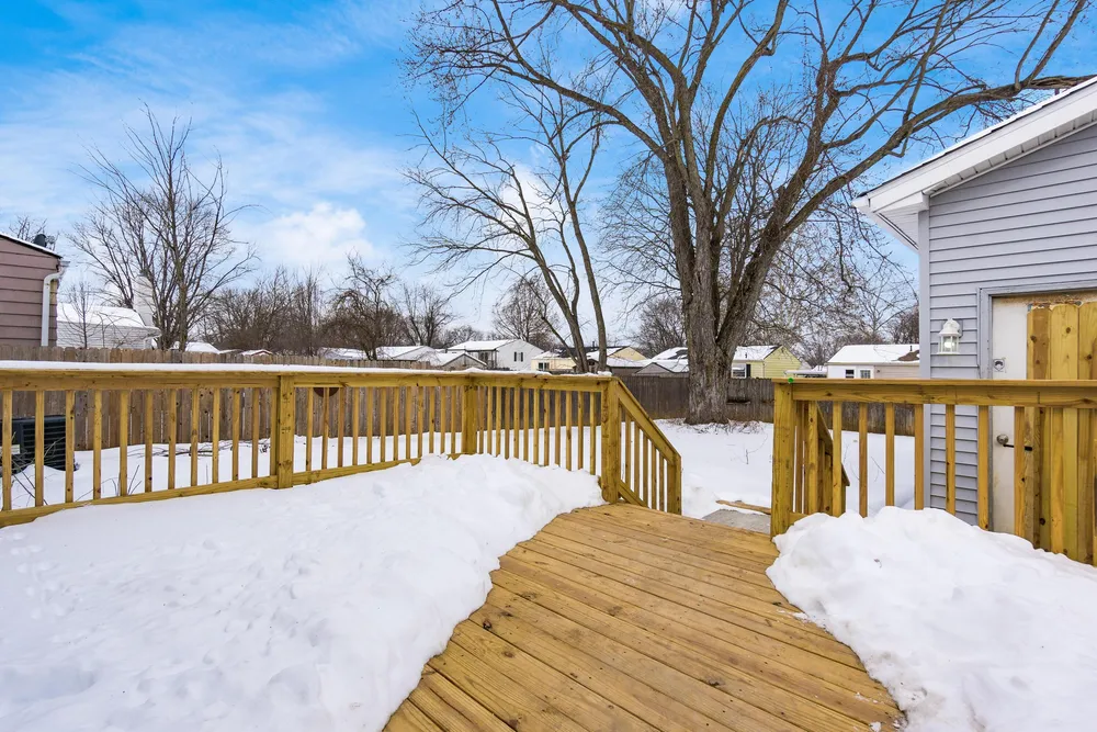 3586 Alkire Rd, Grove City, OH 43123