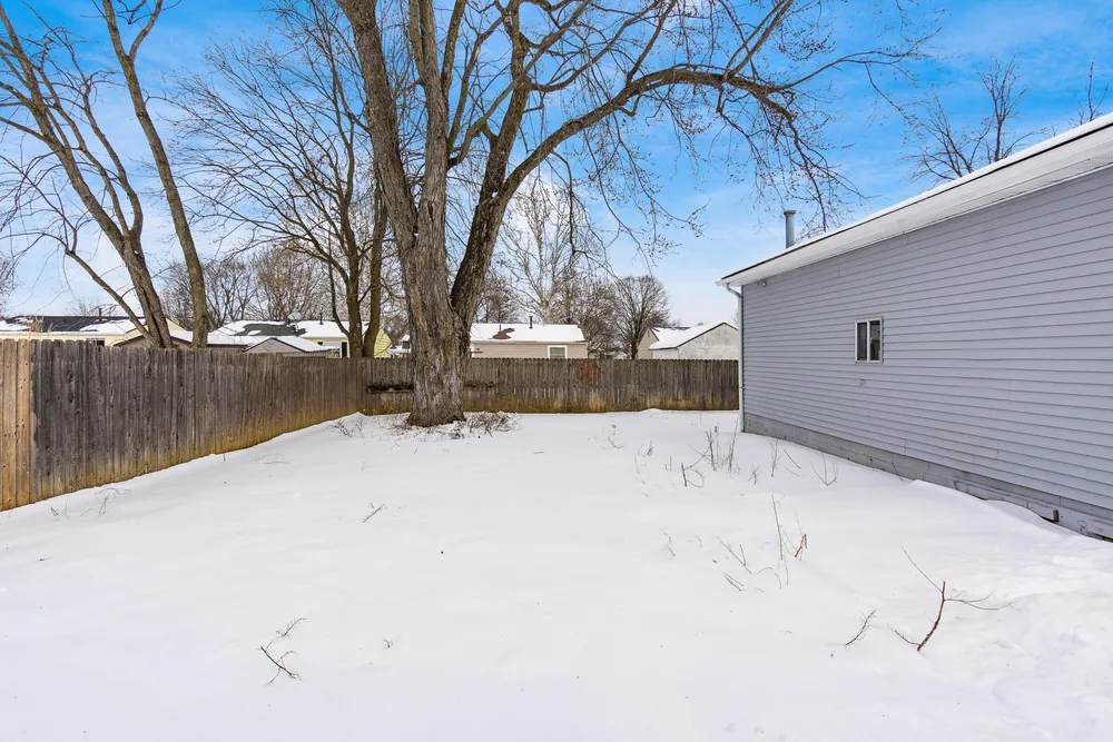 3586 Alkire Rd, Grove City, OH 43123