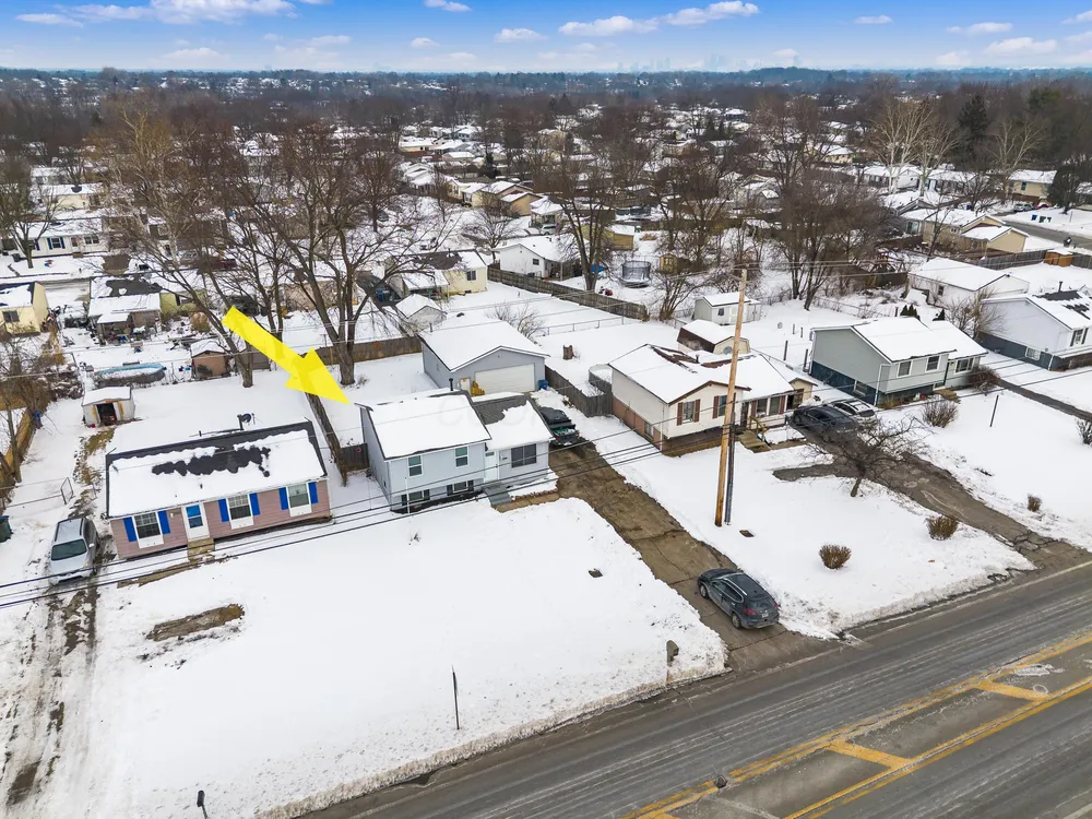 3586 Alkire Rd, Grove City, OH 43123