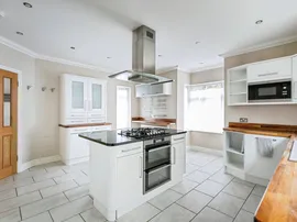 Blenheim Road, Ramsey, Huntingdon thumb 2