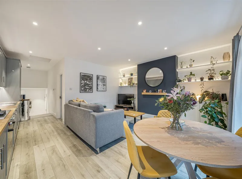 Lechmere Road, London NW2