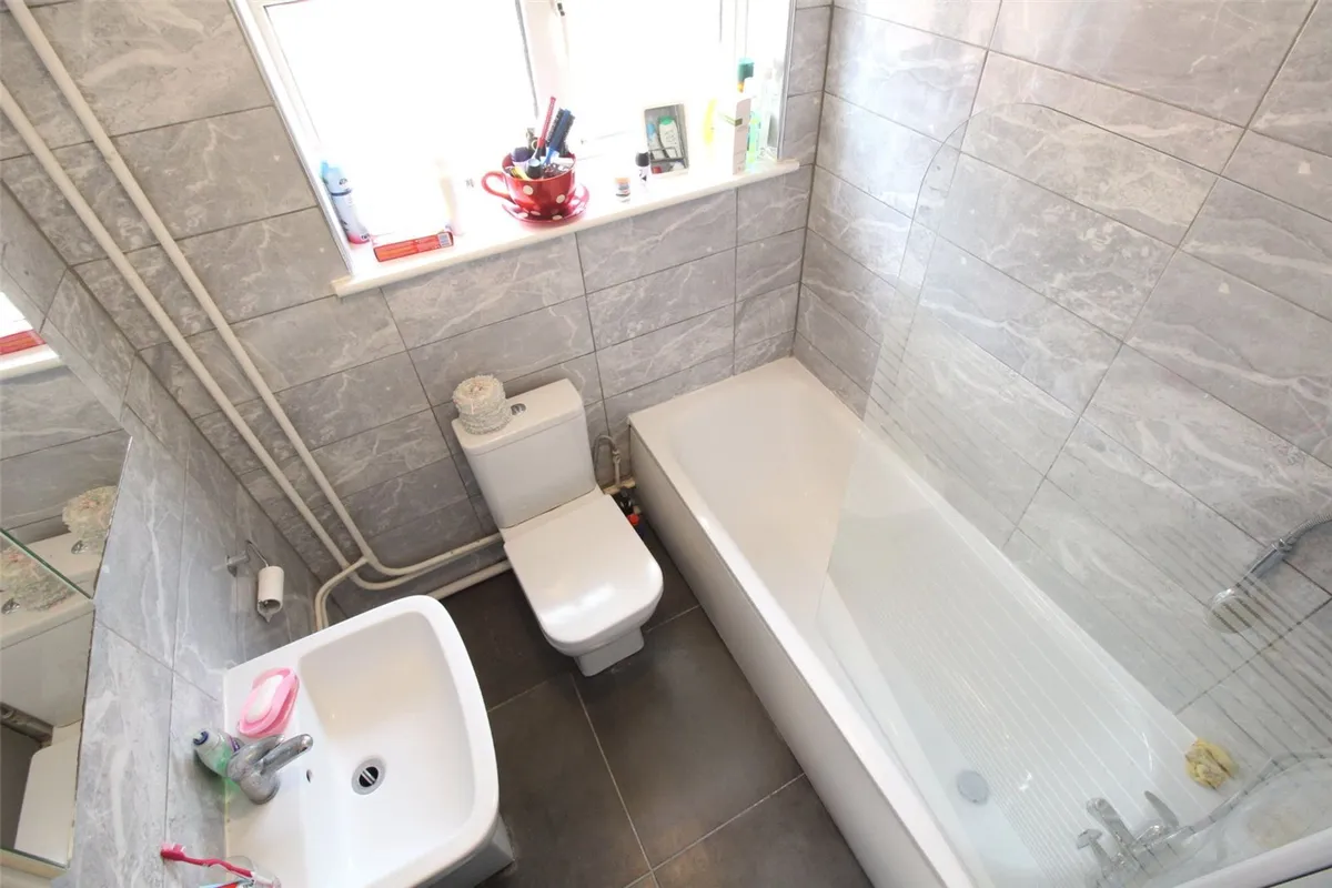 Vernon Crescent, Barnet, EN4