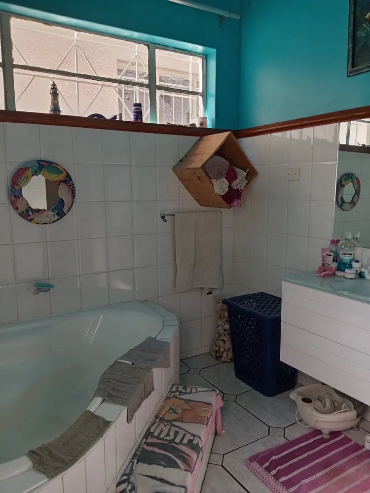 South Africa, Gauteng, Primrose, Olive Road, 7